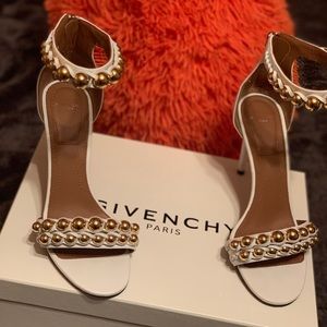Givenchy Shoes - Givenchy Classic Leather Faux Pearl (white) Givenchy Shoes - Givenchy Classic Leather Faux Pearl (white)